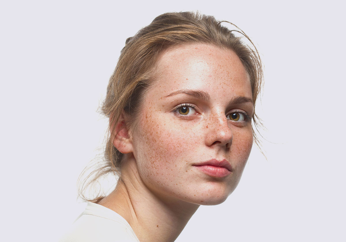 You are currently viewing Apply Makeup For A Fresh And Simple Look